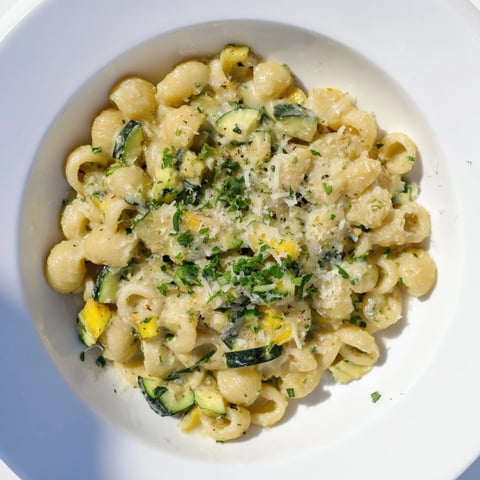 One-Pot Creamy Zucchini Ditalini: a warm bowl of pasta with tender zucchini and Parmesan cheese.